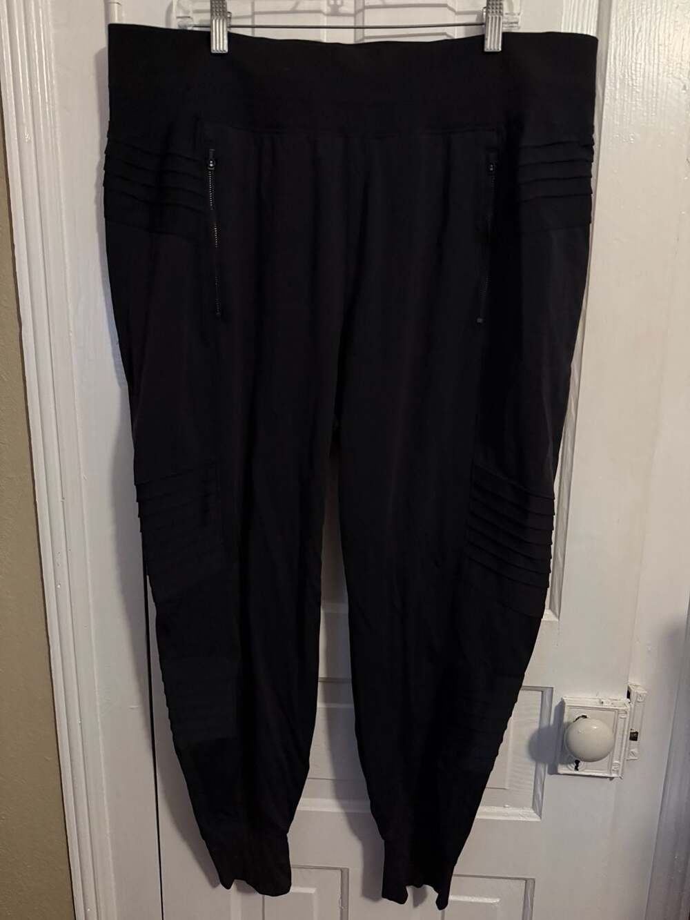 Athleta Venice Moto Jogger Pants Black Plus Size 2X - Picture 2 of 9